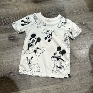 H&M Mickey shirt